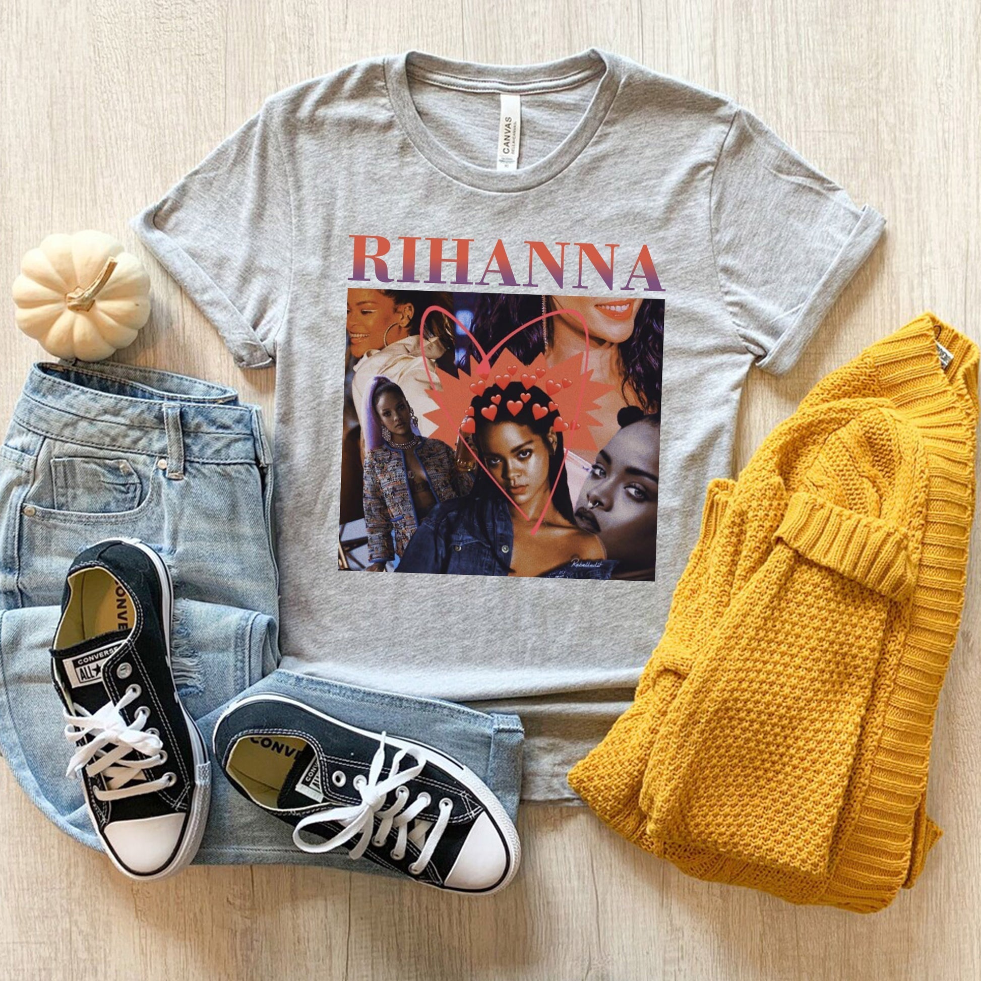 Rihanna Vintage T-shirt